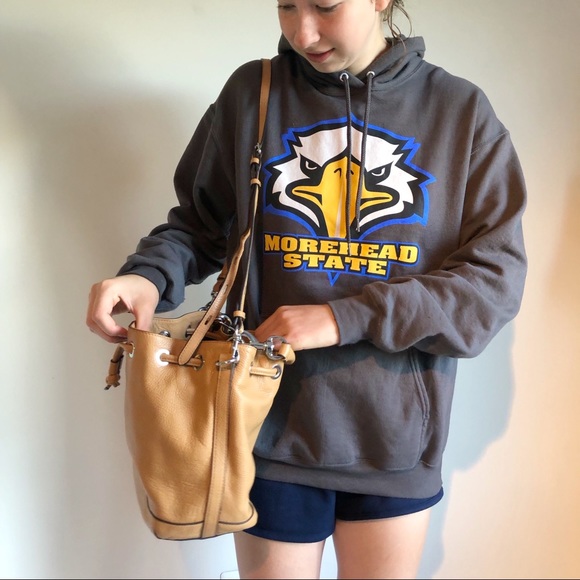 Rebecca Minkoff Fiona Bucket Bag in Soft Tan Pebbled Leather Silver Hardware - Picture 9 of 16